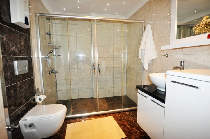 شقة 1+1 - مفروشة -ضمن مجمع سكني - في مهموتلار / الانيا 