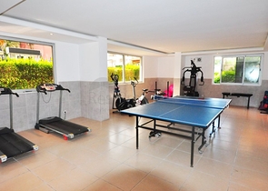 شقة 1+1 - مفروشة -ضمن مجمع سكني - في مهموتلار / الانيا 