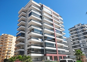 شقة 1+1 - مفروشة -ضمن مجمع سكني - في مهموتلار / الانيا 