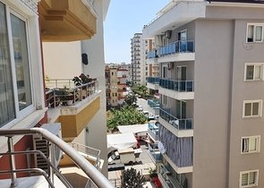 سعر جذاب - شقة مفروشة - غرفتين وصالة -قريبة من الخدمات والبحر -مهموتلار / الانيا 