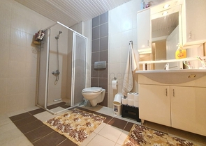 سعر جذاب - شقة مفروشة - غرفتين وصالة -قريبة من الخدمات والبحر -مهموتلار / الانيا 