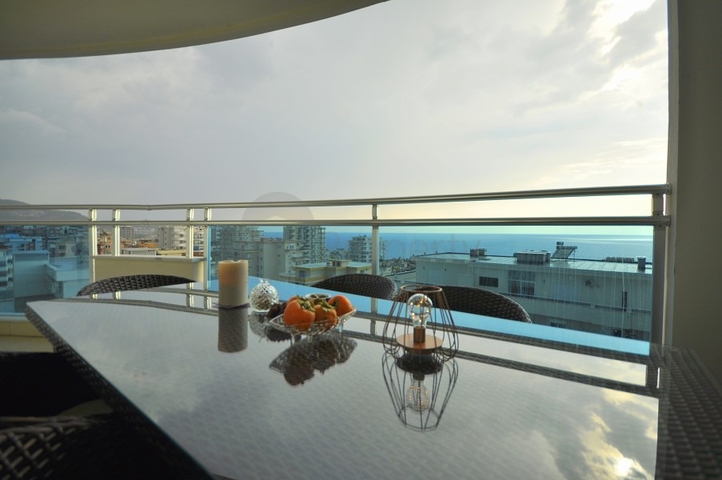 اطلالة بحر - شقق ضمن مجمع فاخر - في مهموتلار / الانيا 