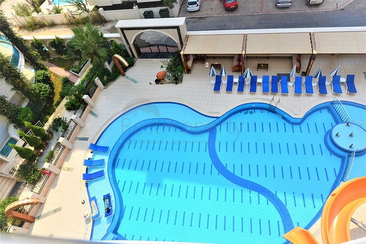 اطلالة بحر - شقق ضمن مجمع فاخر - في مهموتلار / الانيا 