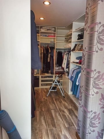 شقة واسعة 5 + 1 على مسافة قريبة من البحر في أنطاليا