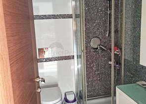 شقة واسعة 5 + 1 على مسافة قريبة من البحر في أنطاليا