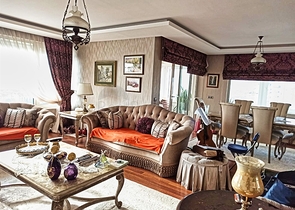 شقة واسعة 5 + 1 على مسافة قريبة من البحر في أنطاليا