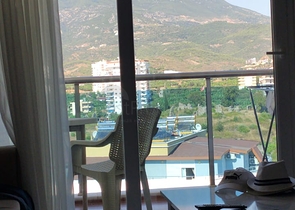 قريب من البحر والخدمات -استديو مفروش - ضمن مجمع سكني - في مهموتلار / الانيا 