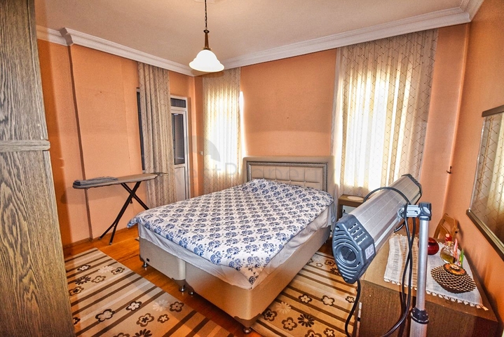 شقة 3 + 1 تطل على البحر الأبيض المتوسط ​​في لارا أنطاليا