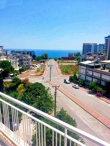 شقة 3 + 1 تطل على البحر الأبيض المتوسط ​​في لارا أنطاليا