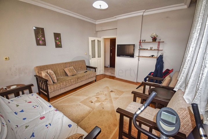 شقة 3 + 1 تطل على البحر الأبيض المتوسط ​​في لارا أنطاليا