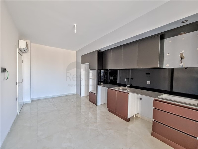 شقة 3 غرف وصالة - مطبخ مغلق - ضمن مجمع يضم كافة الخدمات - في مهموتلار / الانيا 