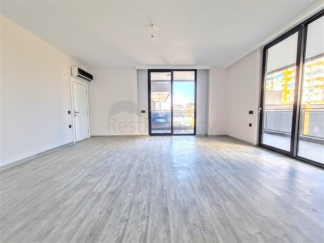 شقة 3 غرف وصالة - مطبخ مغلق - ضمن مجمع يضم كافة الخدمات - في مهموتلار / الانيا 