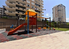 شقة 3 غرف وصالة - مطبخ مغلق - ضمن مجمع يضم كافة الخدمات - في مهموتلار / الانيا 