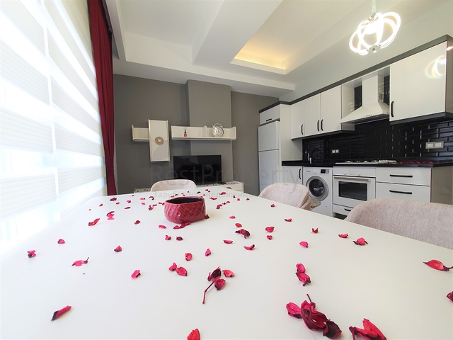 شقة غرفة وصالة -مؤثثة - ضمن مجمع سكني جديد - في مهموتلار / الانيا 