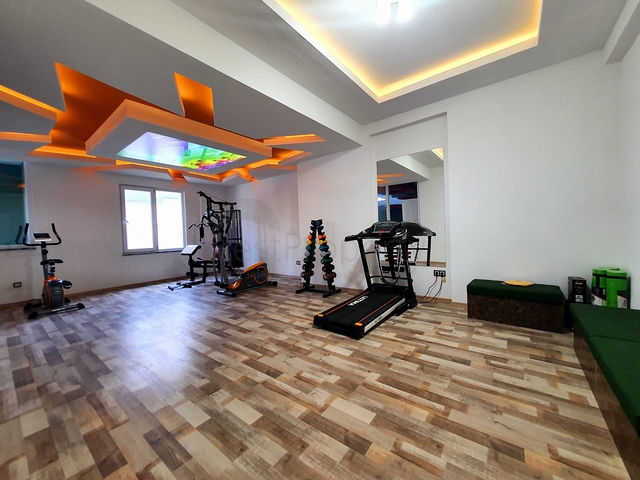 شقة غرفة وصالة -مؤثثة - ضمن مجمع سكني جديد - في مهموتلار / الانيا 