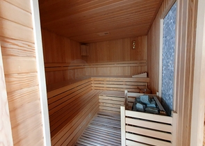 شقة غرفة وصالة -مؤثثة - ضمن مجمع سكني جديد - في مهموتلار / الانيا 