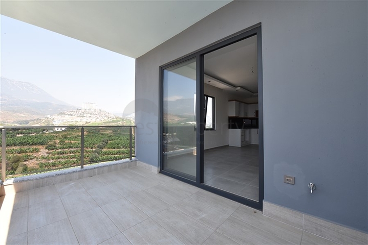 مجمع سكني جديد - شقة غرفة وصالة - في مهموتلار / الانيا 