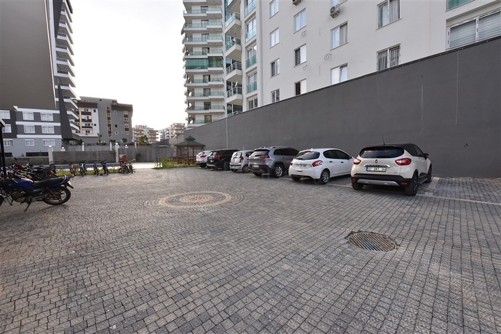 شقة 3 غرف وصالة - مطبخ منفصل - مؤثثة - في مهموتلار / الانيا 