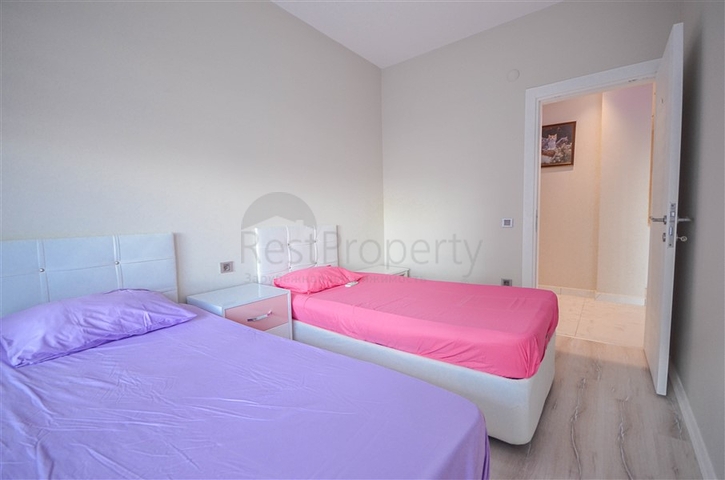 شقة 3 غرف وصالة - مطبخ منفصل - مؤثثة - في مهموتلار / الانيا 