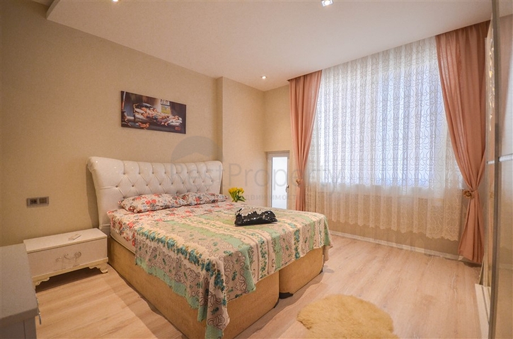 شقة 3 غرف وصالة - مطبخ منفصل - مؤثثة - في مهموتلار / الانيا 