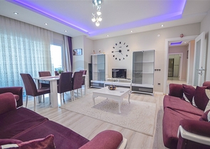 شقة 3 غرف وصالة - مطبخ منفصل - مؤثثة - في مهموتلار / الانيا 