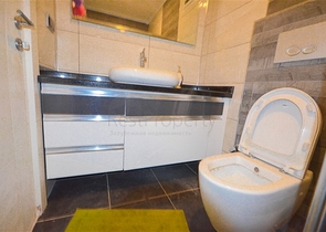 شقة 3 غرف وصالة - مطبخ منفصل - مؤثثة - في مهموتلار / الانيا 