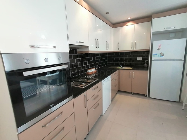 شقة مميزة - غرفتين وصالة - مفروشة - ضمن مجمع سكني - في مهموتلار / الانيا 