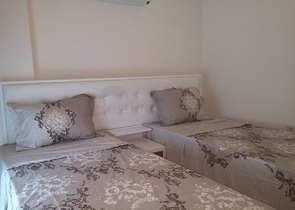 على مسافة 100 م من البحر - شقة 2 غرفة وصالة -مفروشة - في مهموتلار / الانيا 