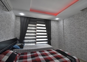 ضمن مجمع 5 نجوم - شقة غرفتين وصالة - مفروشة - في منطقة جيكجلي المركزية / الانيا 