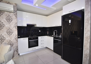 ضمن مجمع 5 نجوم - شقة غرفتين وصالة - مفروشة - في منطقة جيكجلي المركزية / الانيا 