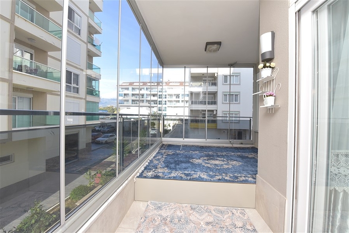 مجمع 5 نجوم - شقة غرفة وصالة - في كاستل / الانيا 