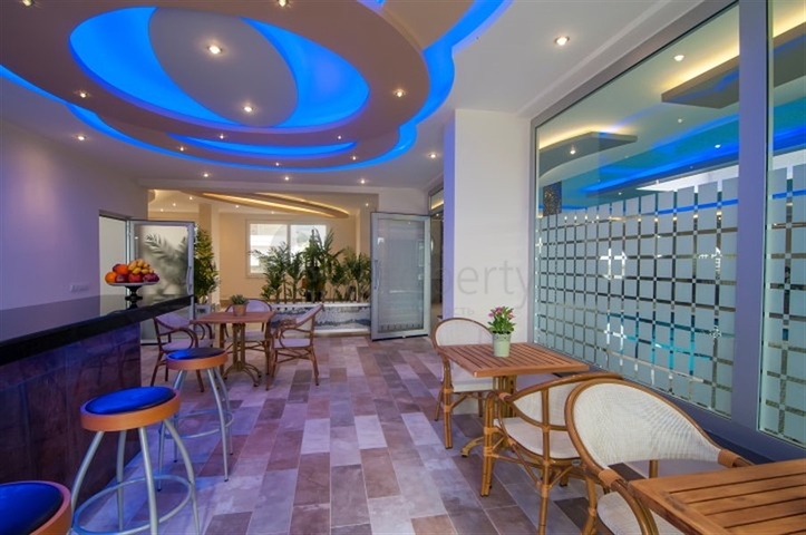 مجمع 5 نجوم - شقة غرفة وصالة - في كاستل / الانيا 