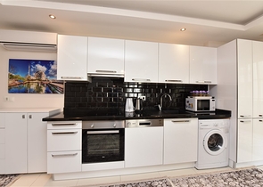 مجمع 5 نجوم - شقة غرفة وصالة - في كاستل / الانيا 