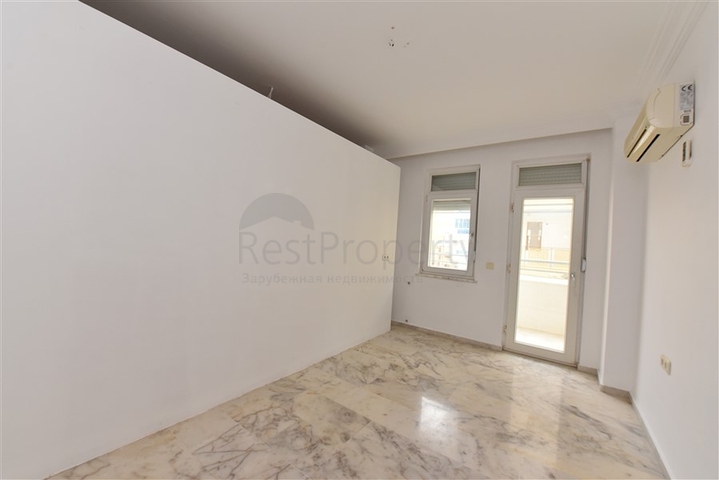 قريبة من البحر - شقة غرفتين وصالة - ضمن مجمع سكني - في مهموتلار / الانيا 