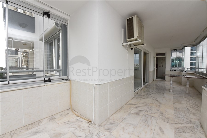 قريبة من البحر - شقة غرفتين وصالة - ضمن مجمع سكني - في مهموتلار / الانيا 