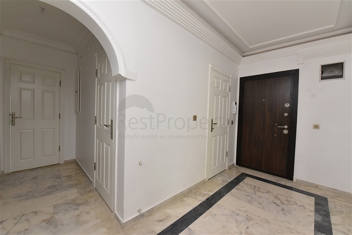 قريبة من البحر - شقة غرفتين وصالة - ضمن مجمع سكني - في مهموتلار / الانيا 