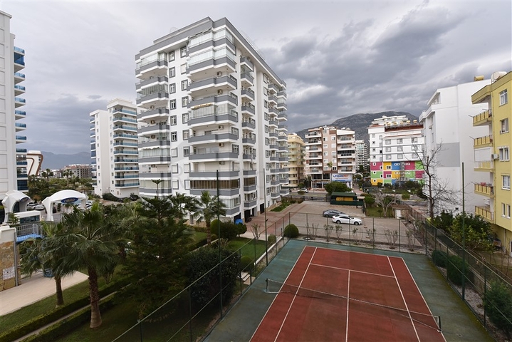 قريبة من البحر - شقة غرفتين وصالة - ضمن مجمع سكني - في مهموتلار / الانيا 