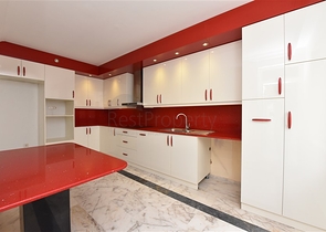 قريبة من البحر - شقة غرفتين وصالة - ضمن مجمع سكني - في مهموتلار / الانيا 