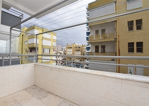 قريبة من البحر - شقة غرفتين وصالة - ضمن مجمع سكني - في مهموتلار / الانيا 