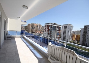 مجمع 5 نجوم - شقة مؤثثة غرفتين وصالة - في مهموتلار / الانيا 