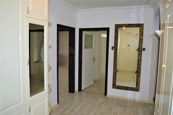 على البحر مباشرة - شقة غرفتين وصالة - في مهموتلار /الانيا 