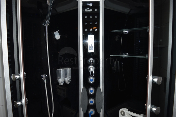 على البحر مباشرة - شقة غرفتين وصالة - في مهموتلار /الانيا 