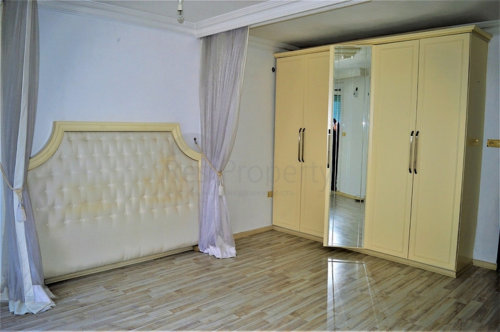 على البحر مباشرة - شقة غرفتين وصالة - في مهموتلار /الانيا 