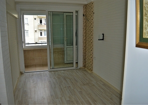 على البحر مباشرة - شقة غرفتين وصالة - في مهموتلار /الانيا 