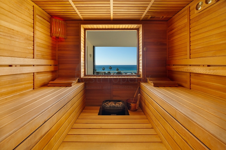 اطلالة مباشرة على البحر - منزل فاخر - دوبلكس تصميم 4 غرف وصالة - في كاستل / الانيا 