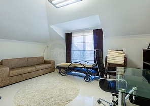 اطلالة مباشرة على البحر - منزل فاخر - دوبلكس تصميم 4 غرف وصالة - في كاستل / الانيا 