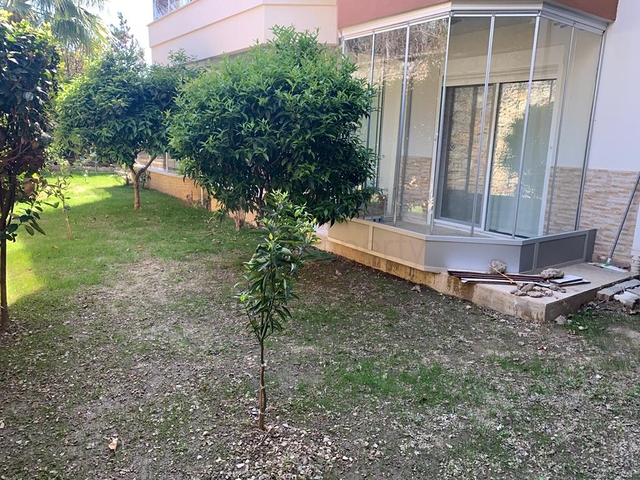 شقة 2 غرفة وصالة - ضمن مجمع باطلالة ساحرة على البحر - في كوناكليه / الانيا 