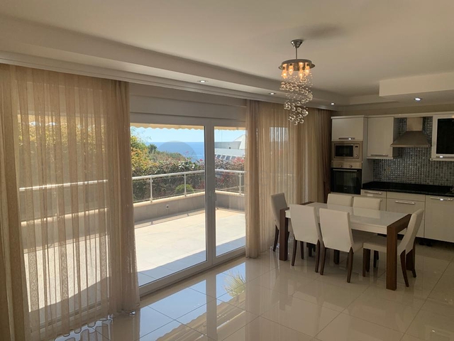 شقة 2 غرفة وصالة - ضمن مجمع باطلالة ساحرة على البحر - في كوناكليه / الانيا 