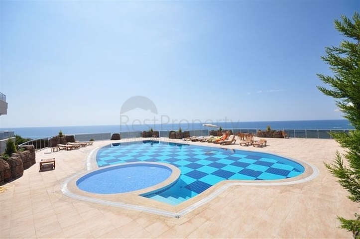 شقة 2 غرفة وصالة - ضمن مجمع باطلالة ساحرة على البحر - في كوناكليه / الانيا 