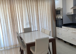 شقة 2 غرفة وصالة - ضمن مجمع باطلالة ساحرة على البحر - في كوناكليه / الانيا 